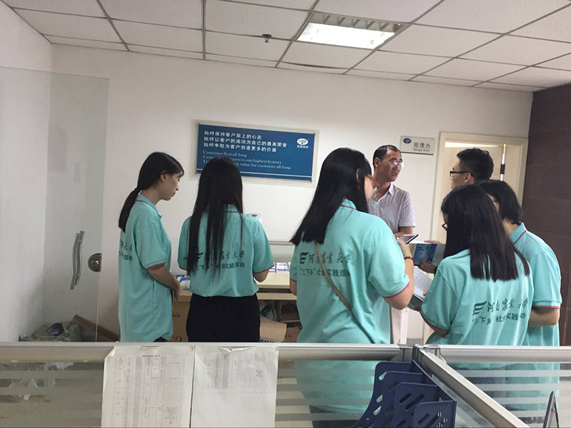 河南農業大學植保學（xué）院研究生到日本久久久（dá）生化公司參觀學習（xí）(圖2)